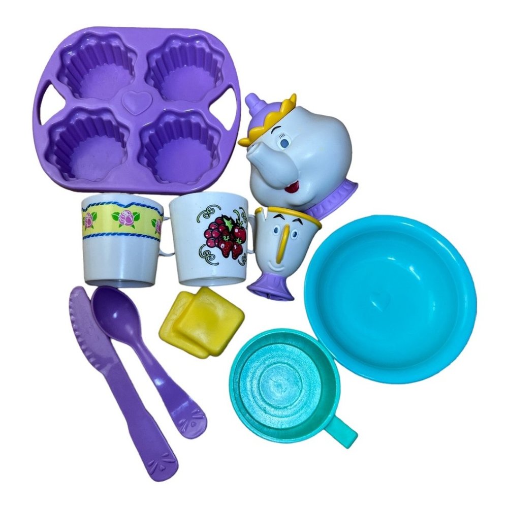 Lot of 10 Vintage 2002 Mixed Pretend Baking Tea Set Kitchen Toys Mrs. Potts Chip